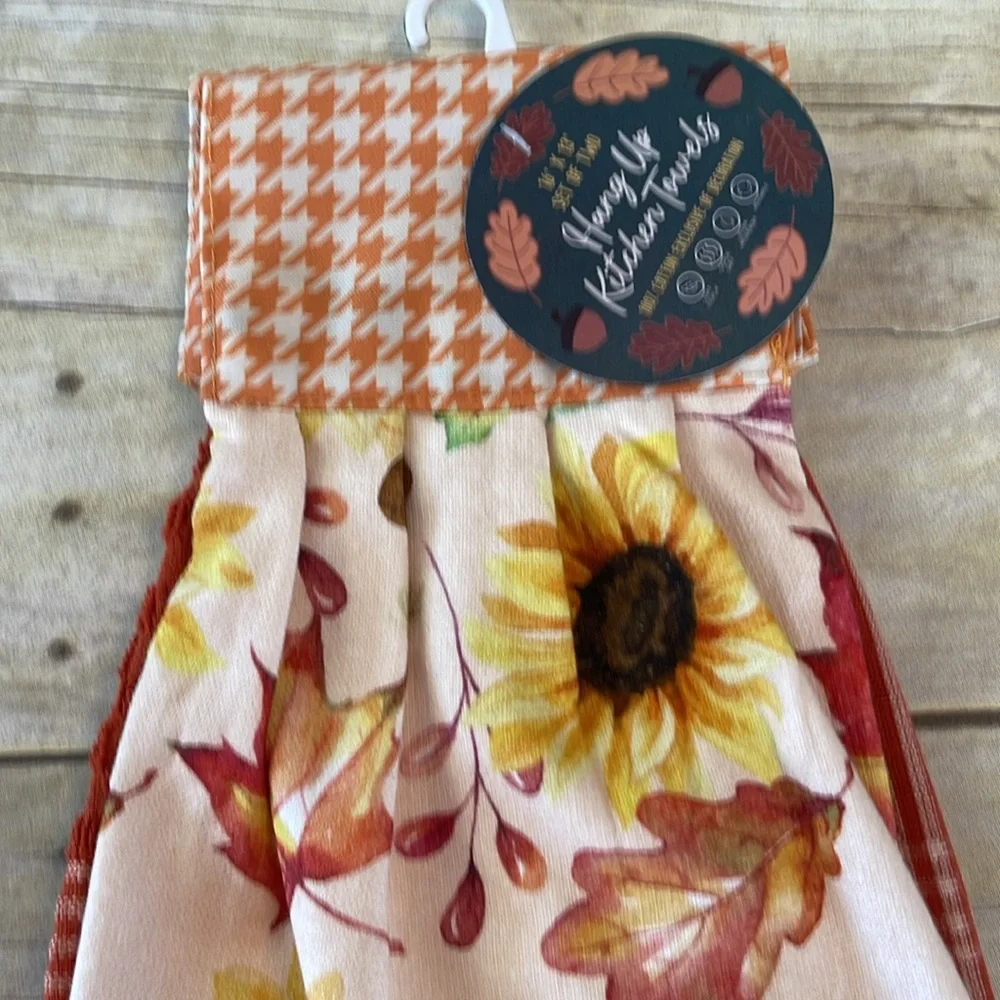 Set of Two Sunflower Leaves Kitchen Towels Hang Up Towels